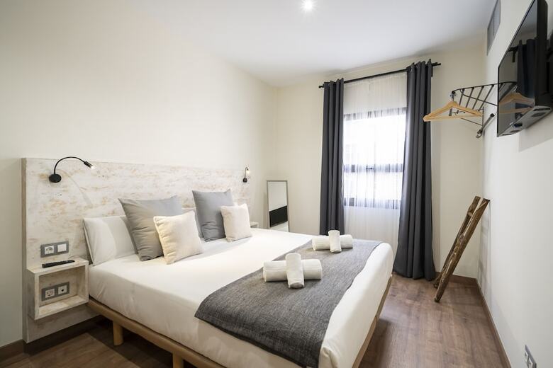 Hotel Dobo Azacanes Hostal