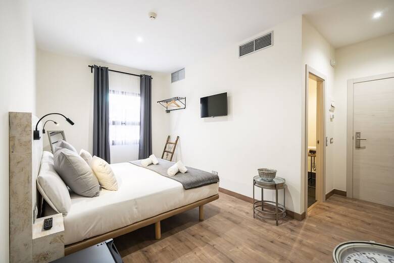 Hotel Dobo Azacanes Hostal