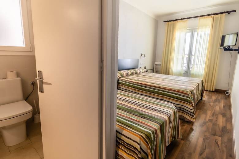Hostal Fonda Can Dalf� By Vivere Stays