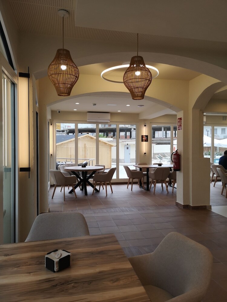 Hotel Coral Boutique By Gaiarooms