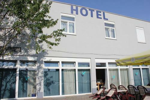 Hotel Rheinbr�cke