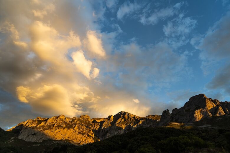 Apartamentos Los Picos De Europa
