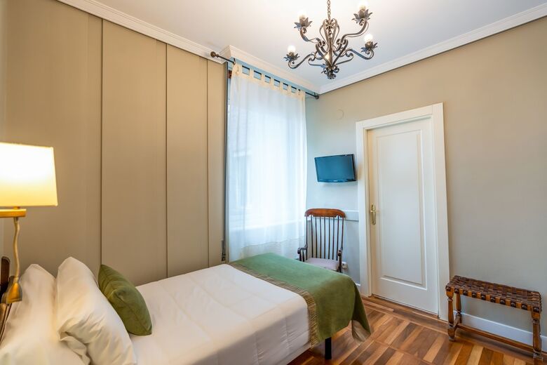 Hotel Alc�zar - Ir�n Centro