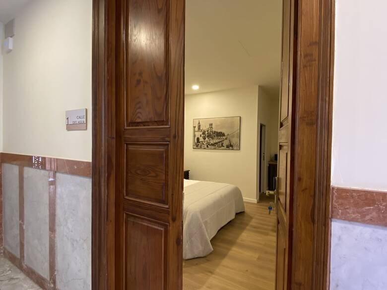 Hotel Nava Suites