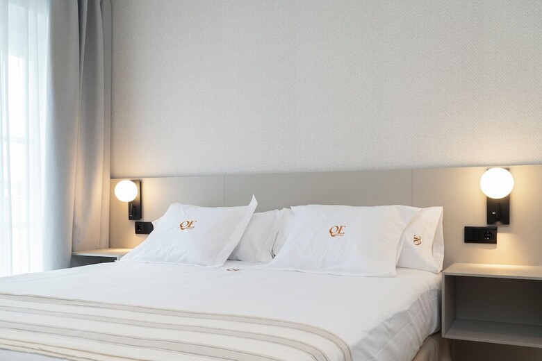 La Caleta Qe Hotels