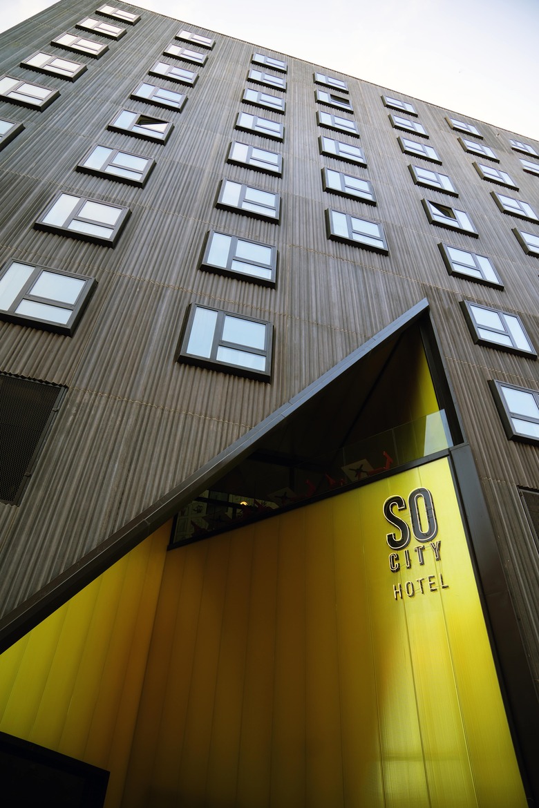So City Hotel