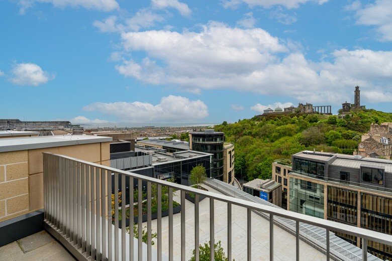 Apartamentos Roomzzz Edinburgh