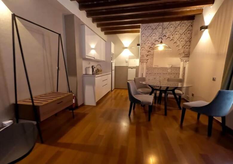 Aparthotel Isa Granada