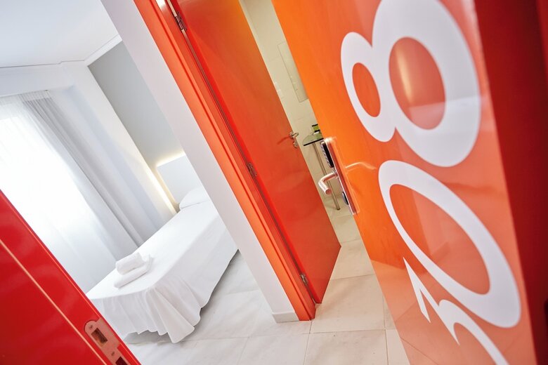 Hotel Dl Port