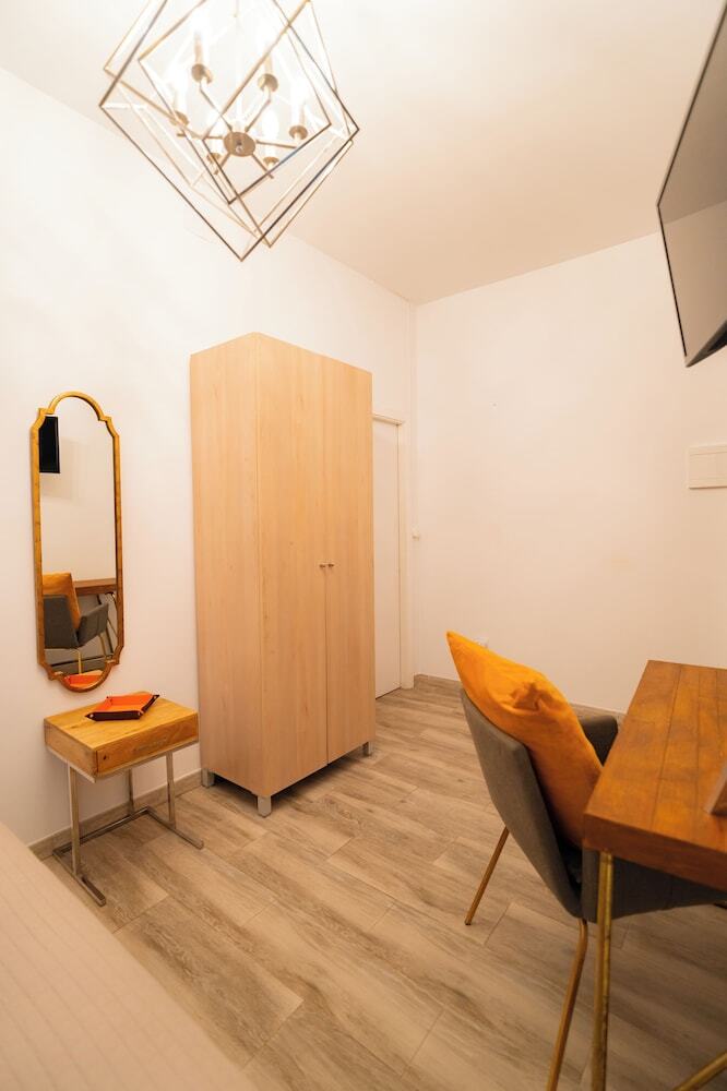 Hotel Center Suites San Eloy