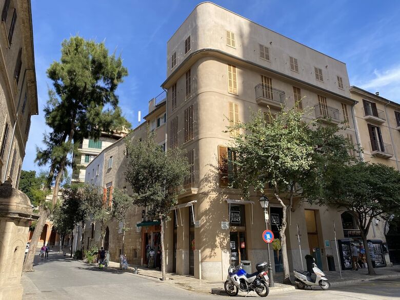 Hotel Vila Damunt Suites