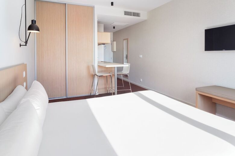 B&B Hotel Barcelona Sant Cugat