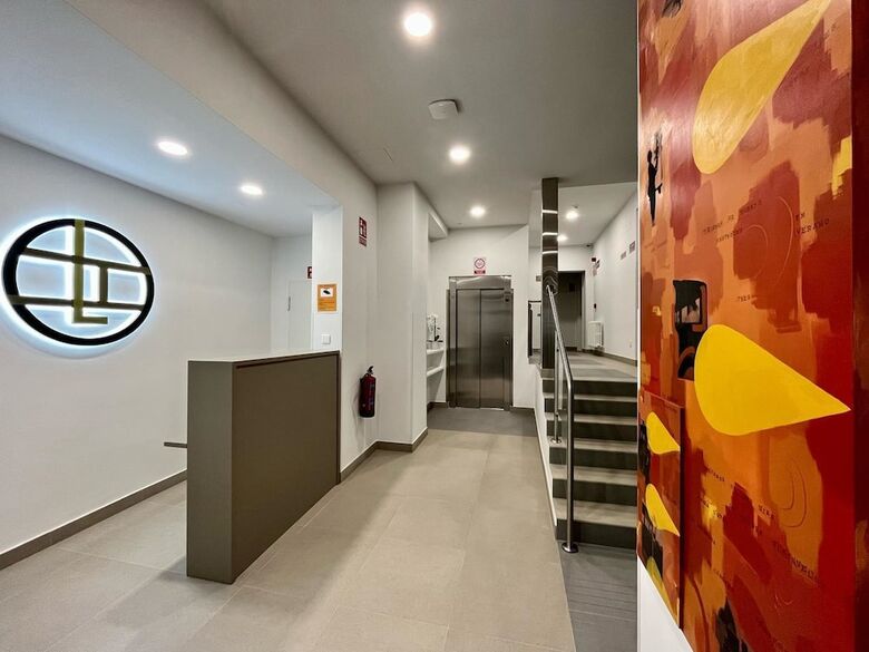 Aparthotel Ines Luna Suites