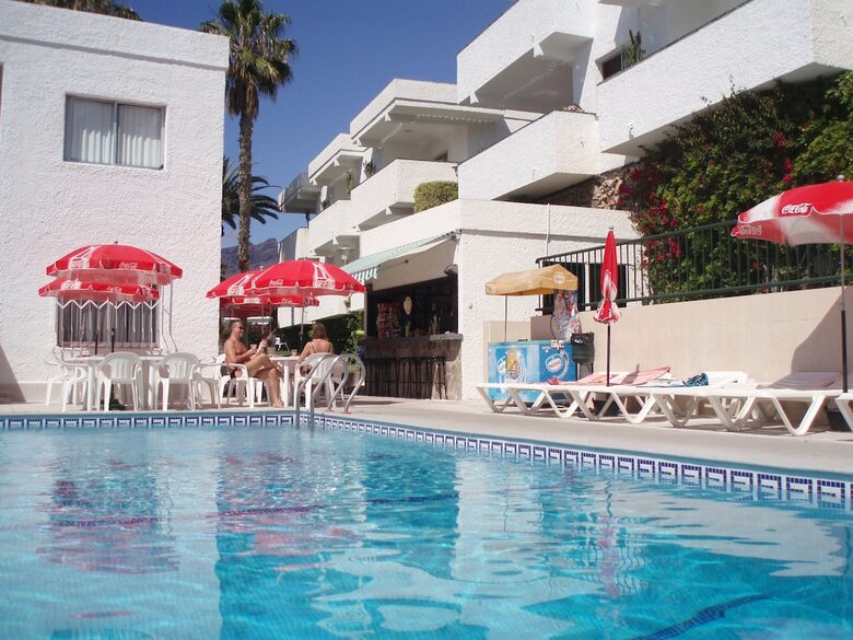 Aparthotel El Sombrero Apartments Los Gigantes