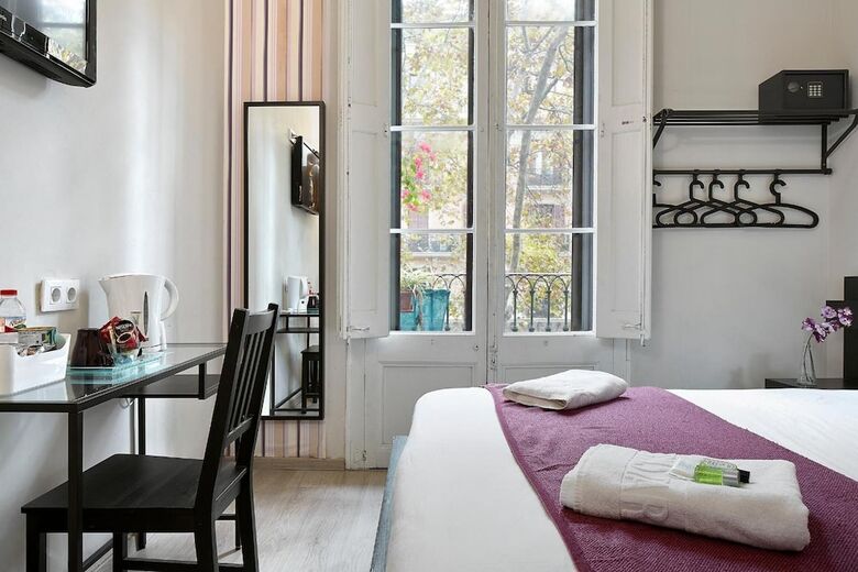 Pension Brustar G�tic