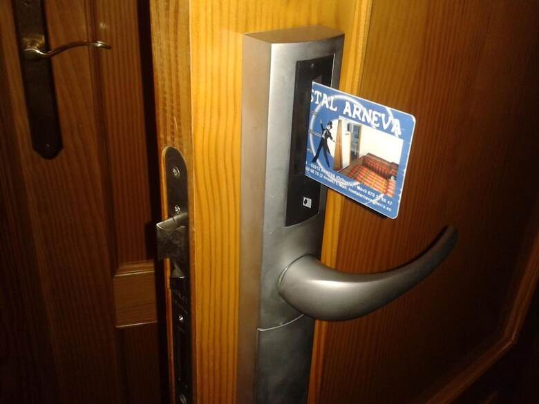 Hotel Hostal Arneva