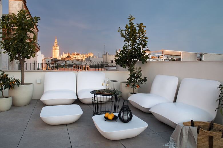 Aparthotel Mylu Suites By Puerta Catedral