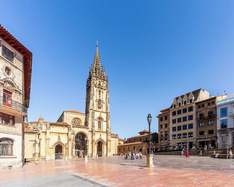 Aparthotel Limehome Oviedo Calle Postigo Bajo