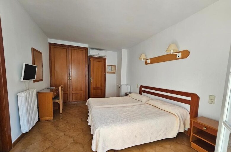Hostal Hotel Blue Spot