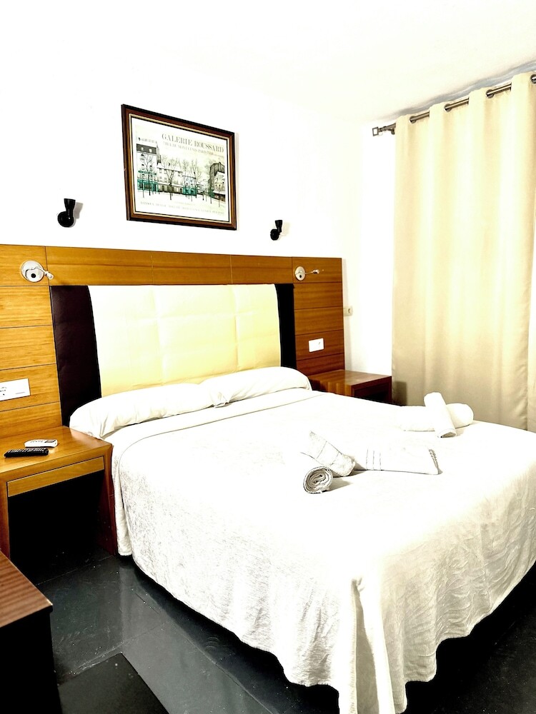 Hotel Nou Roser
