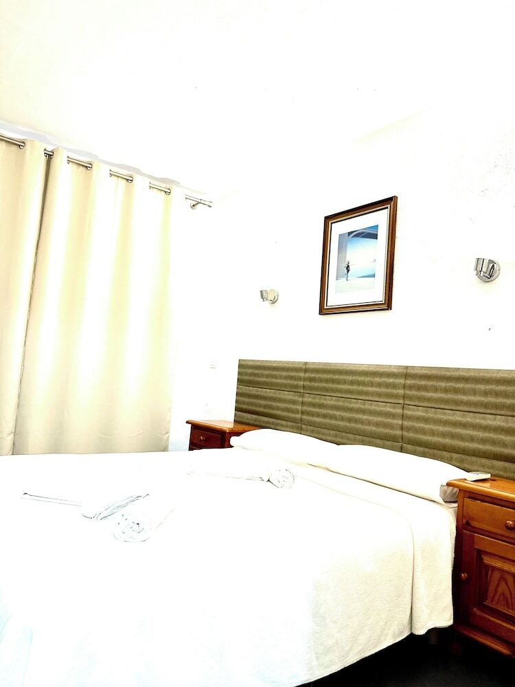 Hotel Nou Roser