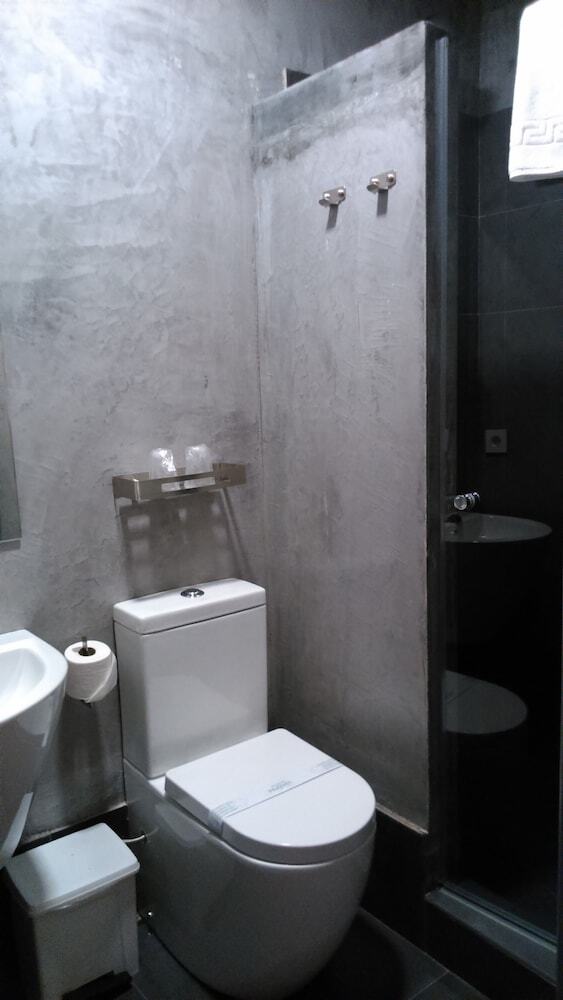 Hostal Albergue Inturjoven Cazorla - Hostel