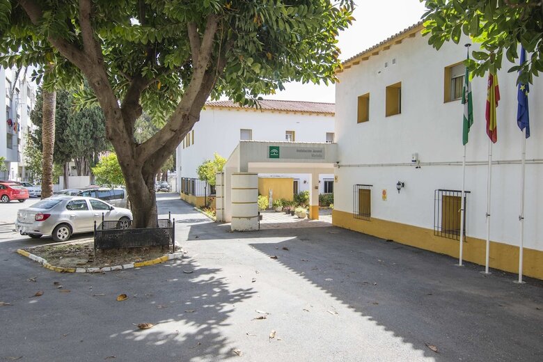 Hostal Marbella Inturjoven Youth Hostel