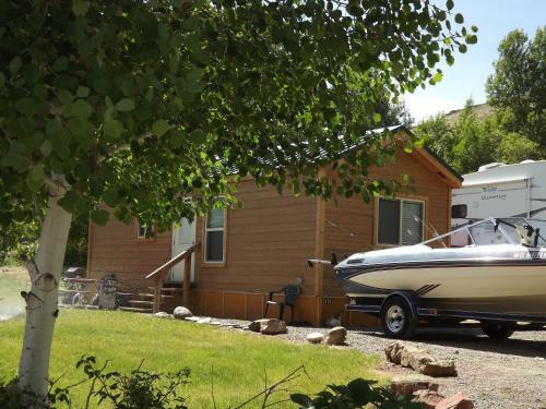Gunnison Lakeside Cabins & Rv Park