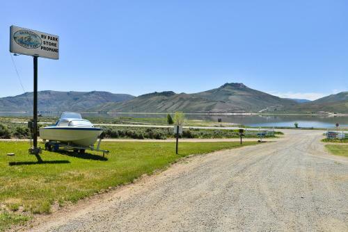Gunnison Lakeside Cabins & Rv Park