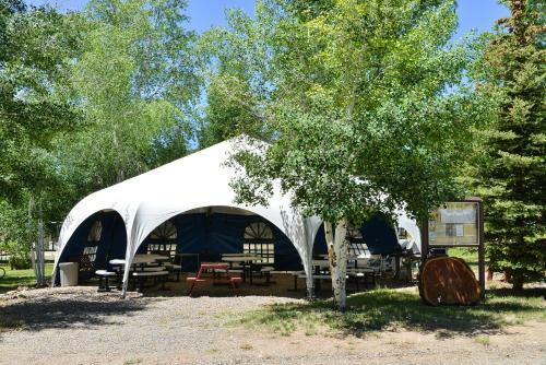 Gunnison Lakeside Cabins & Rv Park