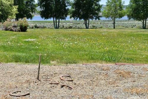 Gunnison Lakeside Cabins & Rv Park