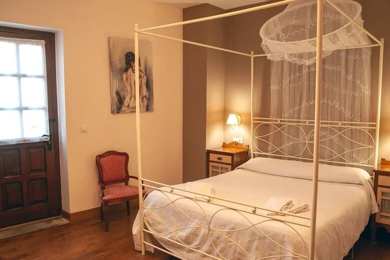 Hotel Trisileja En Posada La Busta