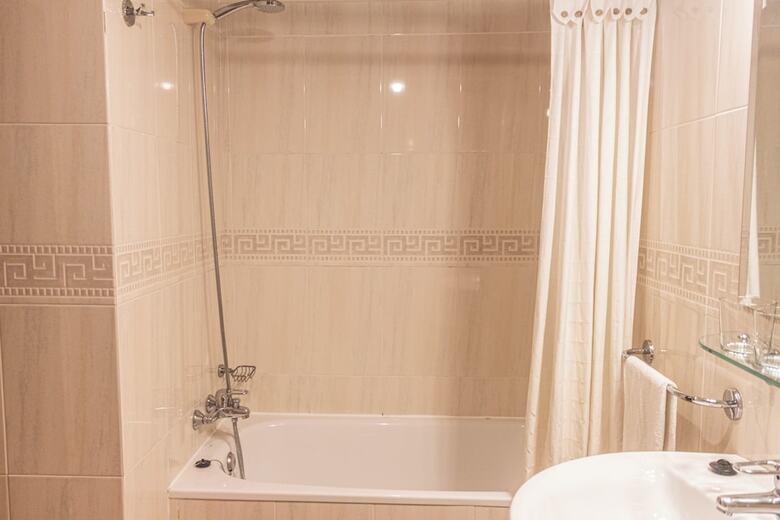 Hotel T�rbena