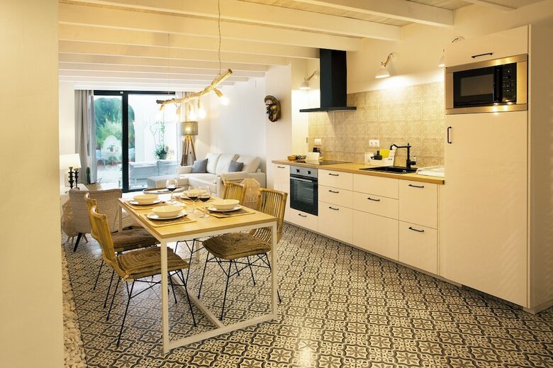 Aparthotel Graffiti Suites M�laga