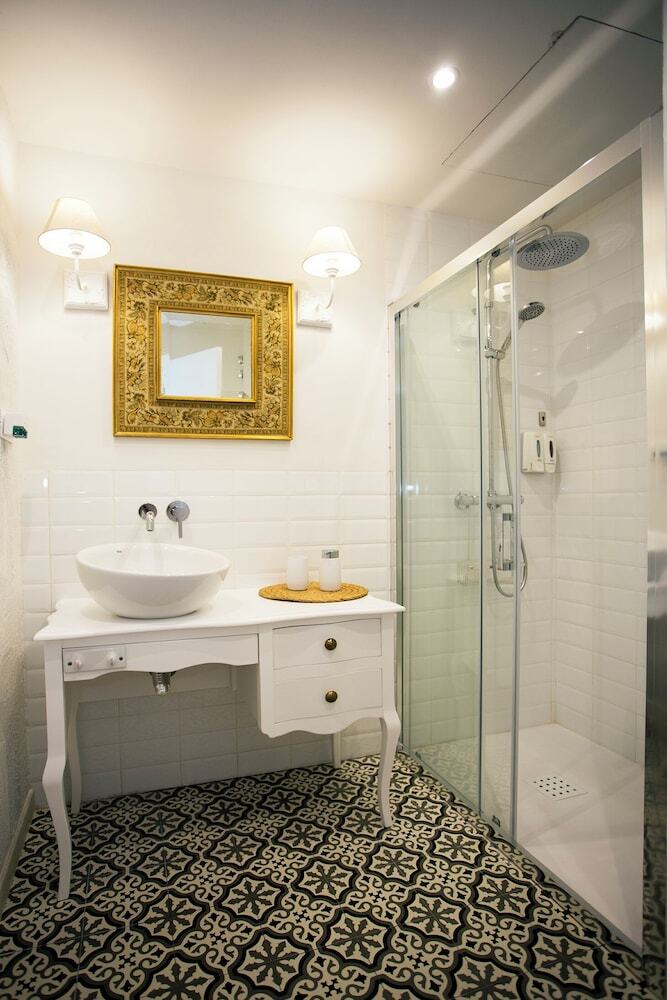 Aparthotel Graffiti Suites M�laga