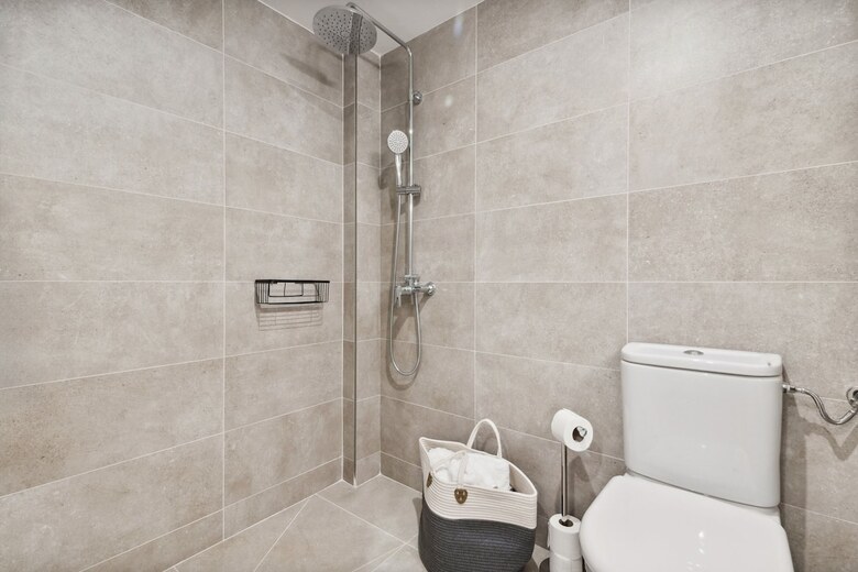 Aparthotel Limehome Valencia Carrer Del Pare Palau