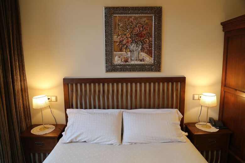 Aparthotel La Pontiga
