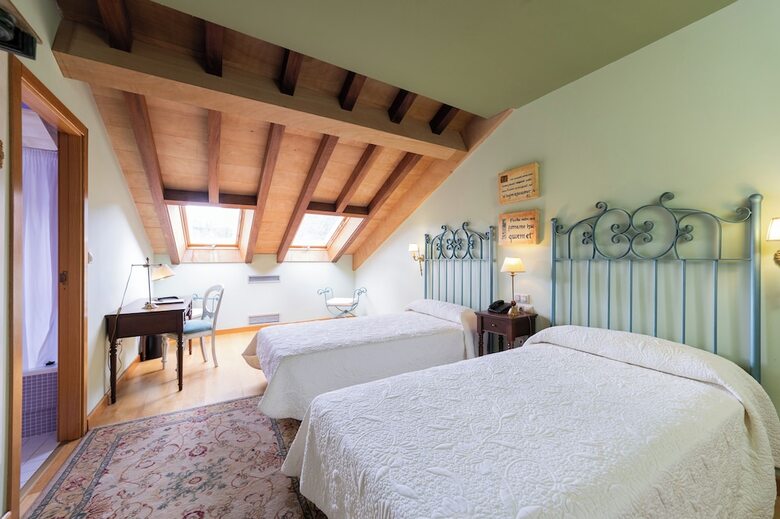 Hotel Abadia Caldaria