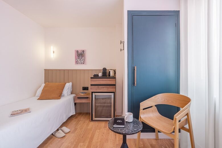 Granada Suites By Olala Homes