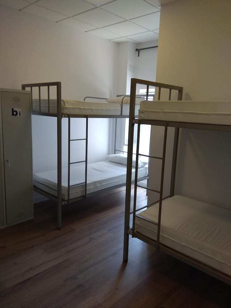 Hostal Check In Leon - Hostel