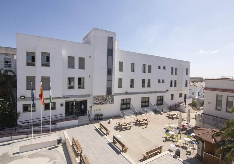 Hostal Albergue Inturjoven Chipiona - Hostel