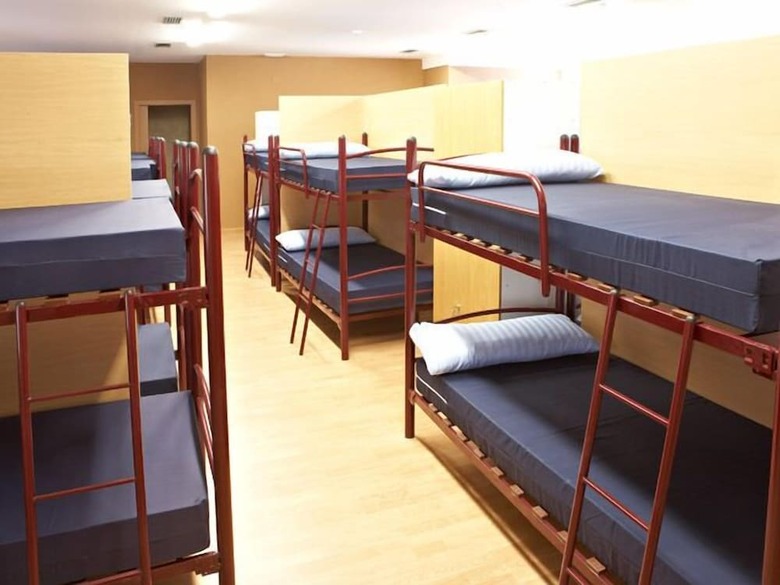 Hostal Albergue Monasterio De La Magdalena - Hostel