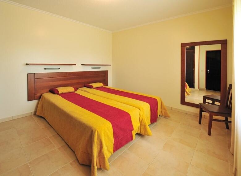 Aparthotel Parque Mourabel- Pe Do Lago- Oasis Village