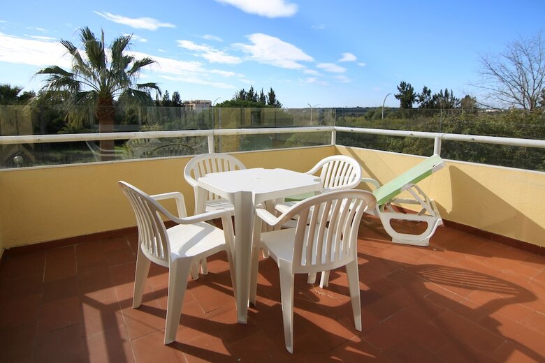 Aparthotel Parque Mourabel- Pe Do Lago- Oasis Village