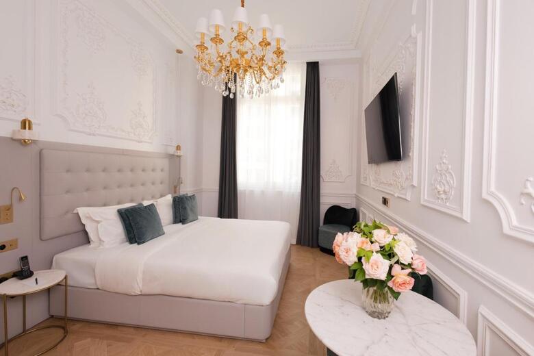 Mode Paris Aparthotel