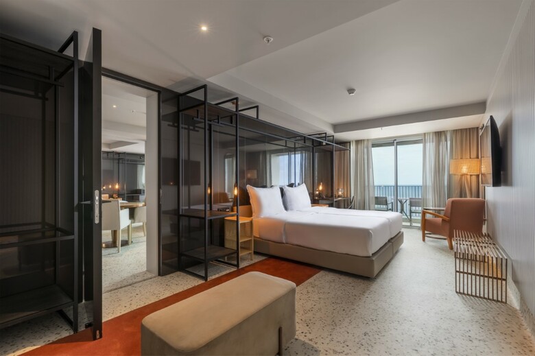 Hotel Next By Savoy Signature