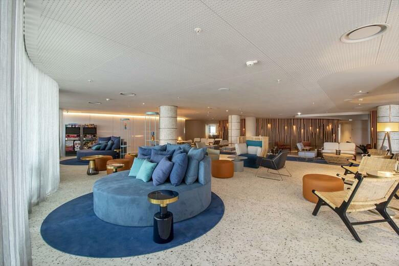 Hotel Next By Savoy Signature