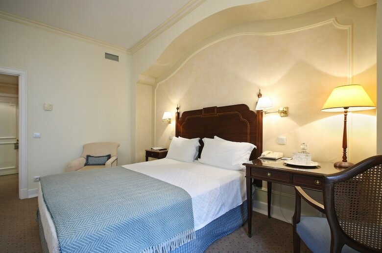 Hotel As Janelas Verdes