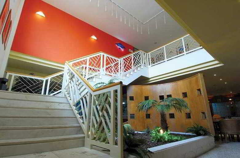 Hotel Oceanus