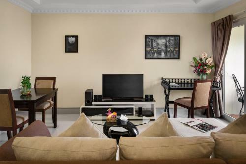 Chateau The Meliya Hotel & Apartment